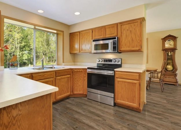 Saldanha Foundation Plank